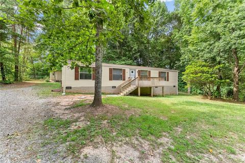 A home in Dahlonega