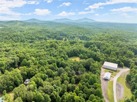 A home in Dahlonega