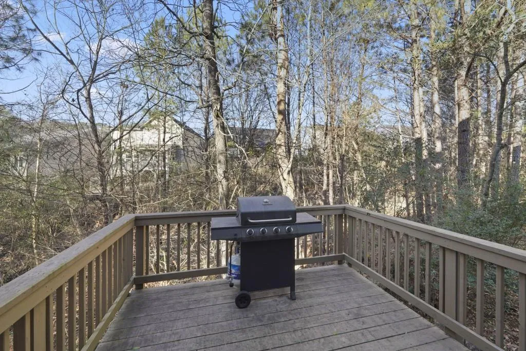 Canton, Georgia 30115, United States, 4 Bedrooms Bedrooms, ,4 BathroomsBathrooms,Residential,Pending,20723