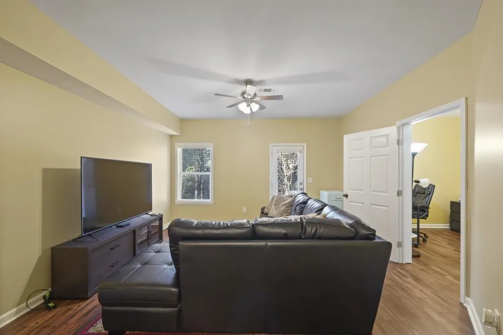 Canton, Georgia 30115, United States, 4 Bedrooms Bedrooms, ,4 BathroomsBathrooms,Residential,Pending,20723