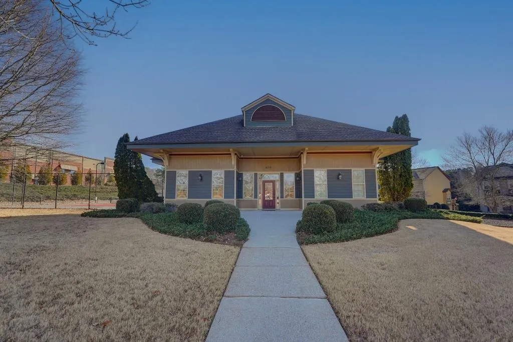 Canton, Georgia 30115, United States, 4 Bedrooms Bedrooms, ,4 BathroomsBathrooms,Residential,Pending,20723