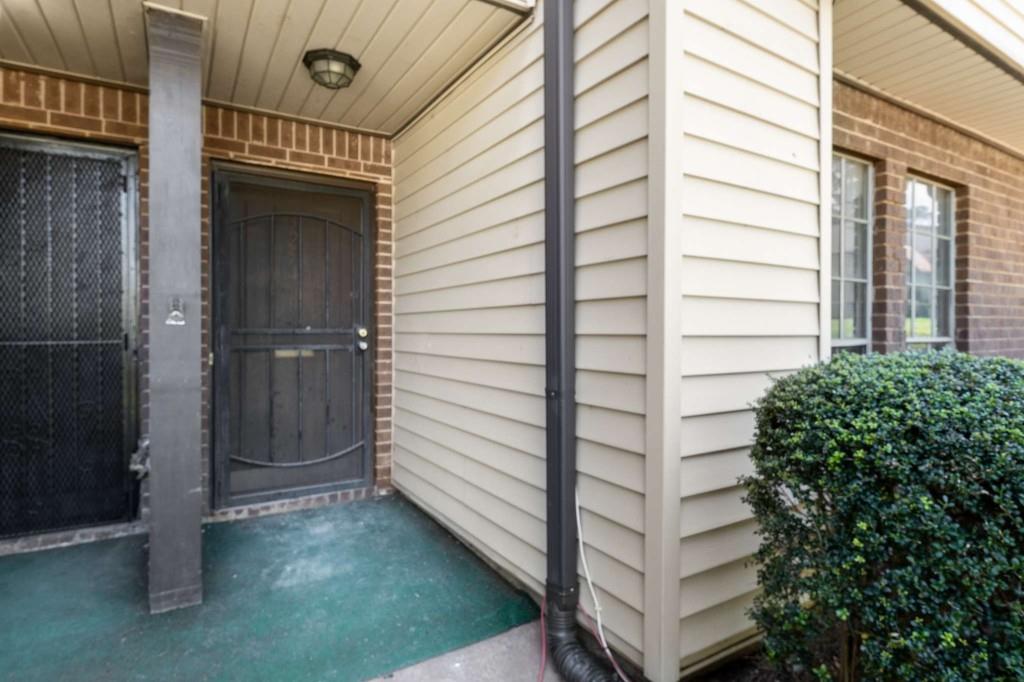 3254 Strawberry Lane