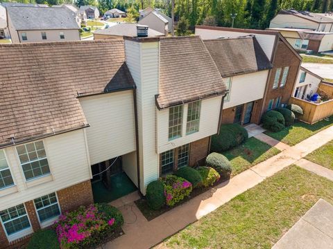 3254 Strawberry Lane Decatur GA 30034
