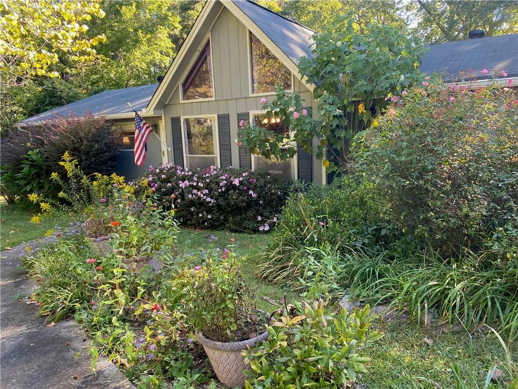 2736 Whisper Trail