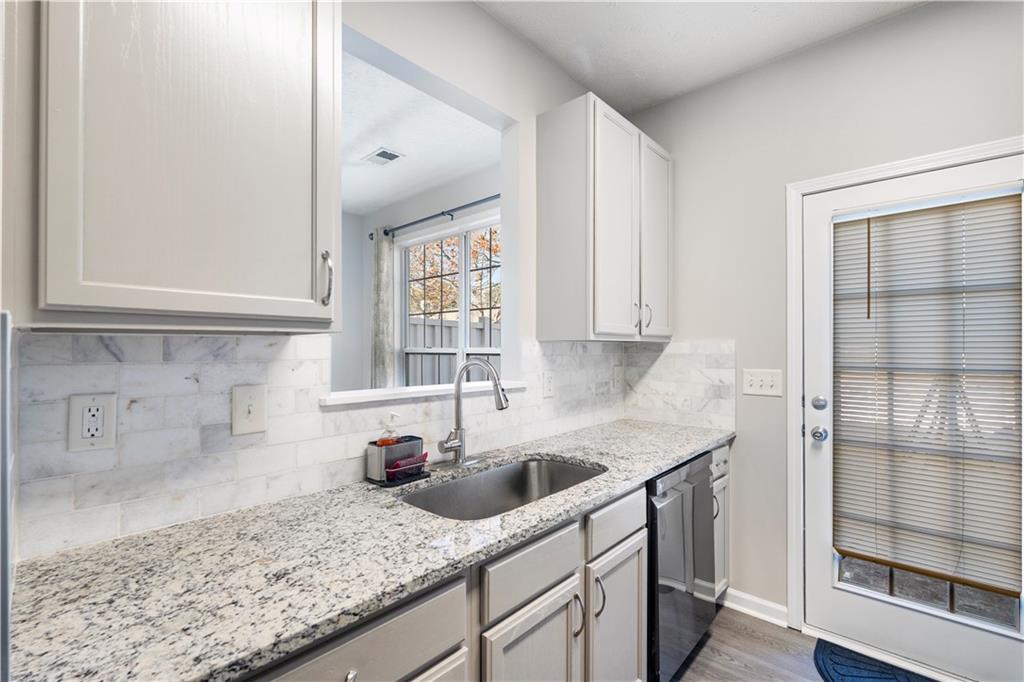 156 Haven Oak Way, Lawrenceville, Georgia image 10