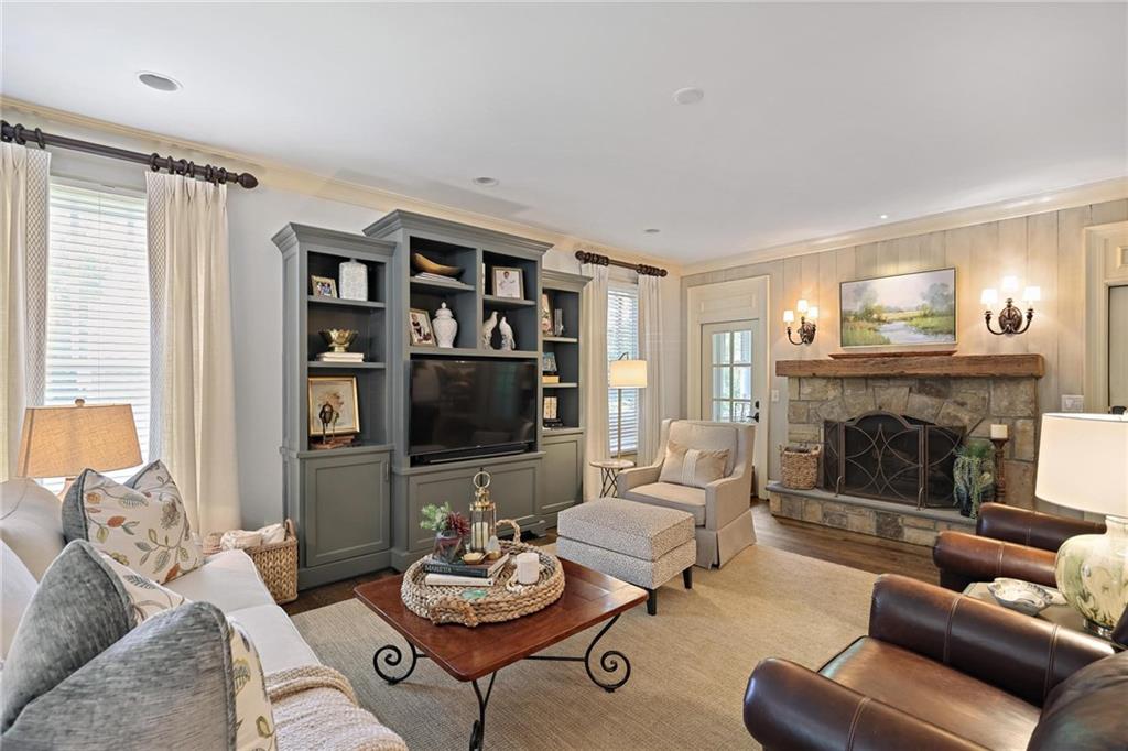 Oakton - Residential