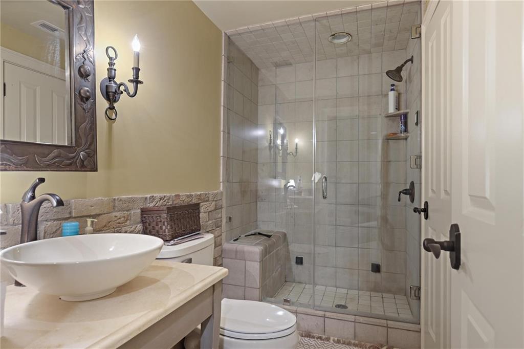 Oakton - Residential