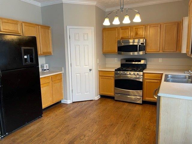 2545 AVERY PARK Circle