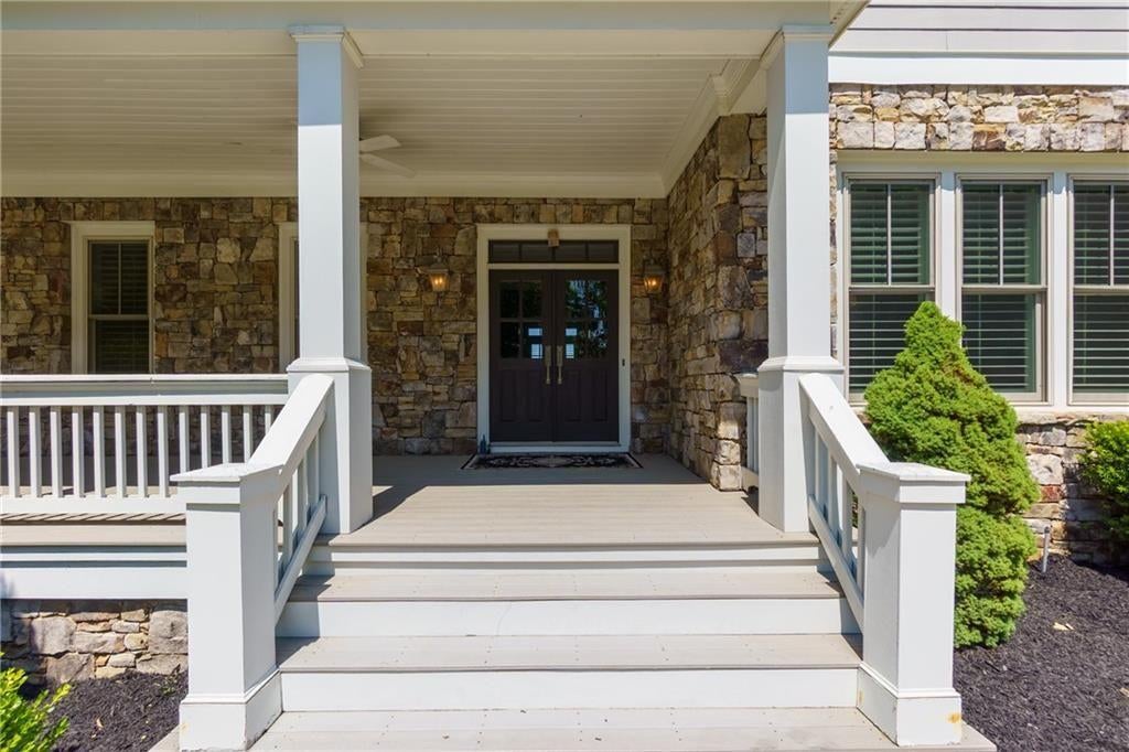 23 Waterside Drive SE