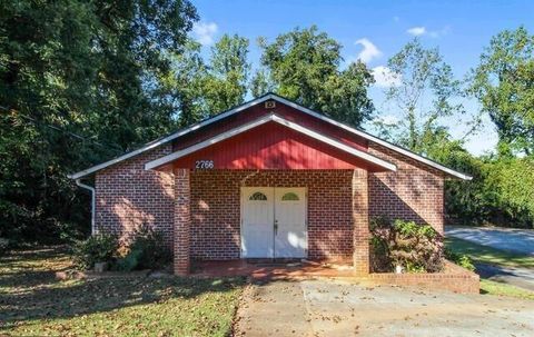 2766 White Oak Drive Decatur GA 30032