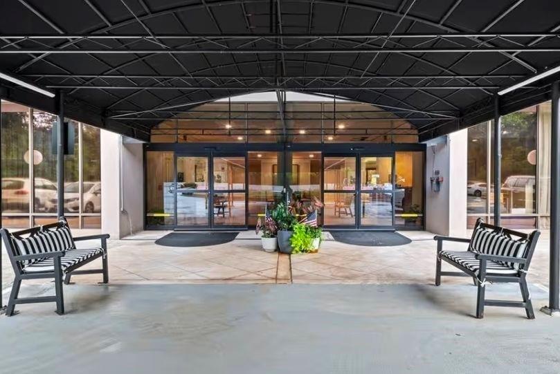 3530 Piedmont Road NE M1