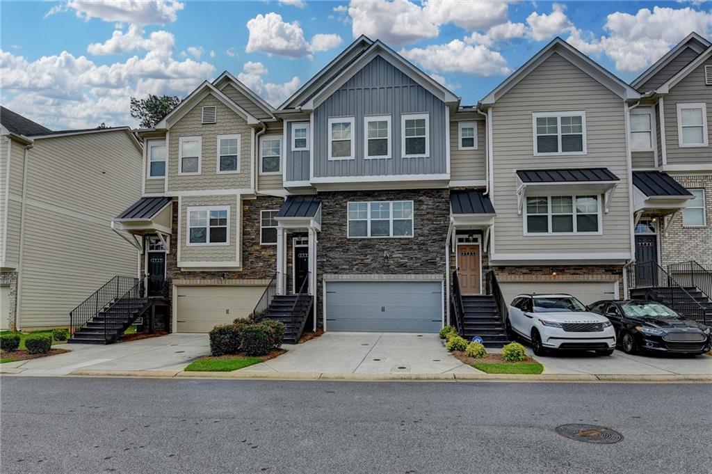 2719 Hedgeway Circle