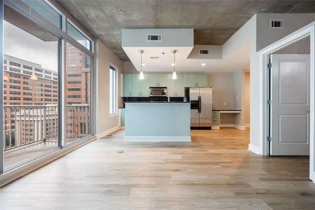 44 Peachtree Place NW 1228