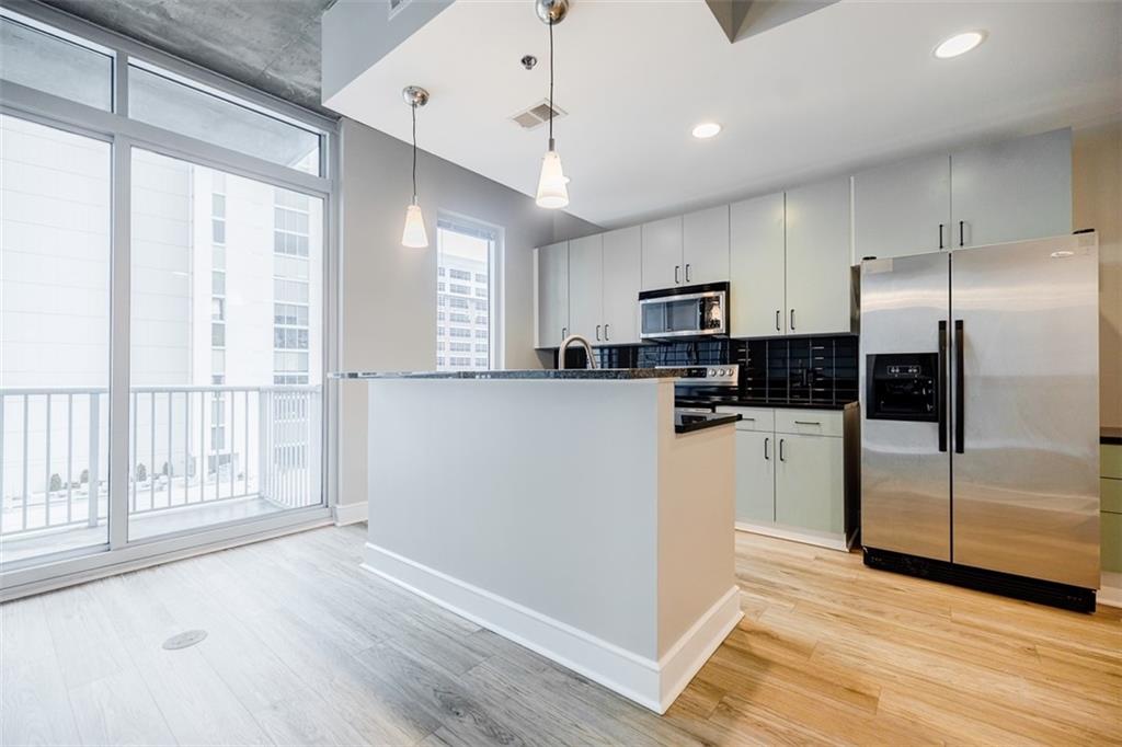 44 Peachtree Place NW 1228