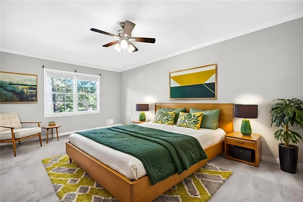 Marietta, Georgia 30066, United States, 3 Bedrooms Bedrooms, ,3 BathroomsBathrooms,Residential,Active,221618