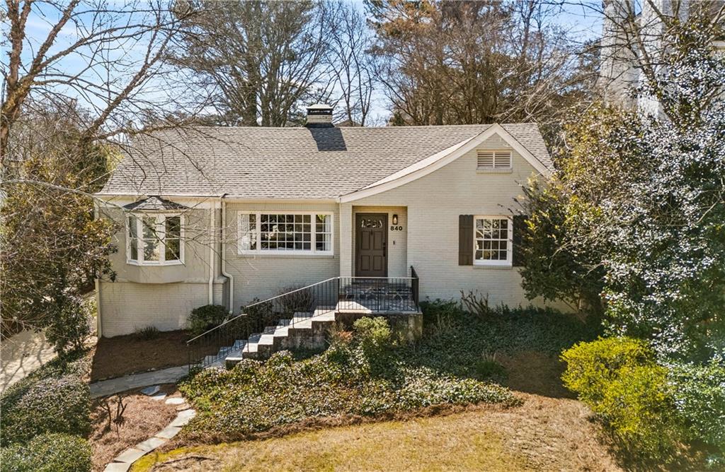 840 Woodley Drive NW