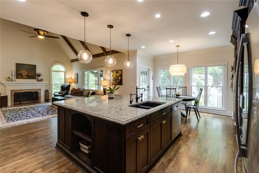 285 Lackland Court Ct, Sandy Springs, Georgia image 12