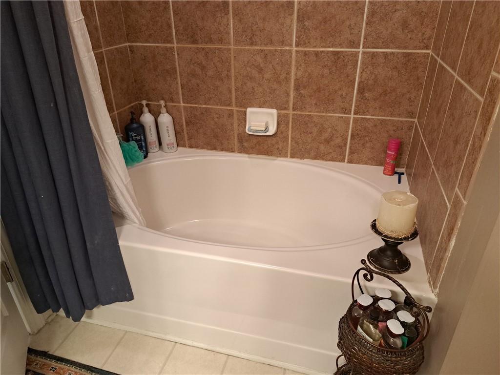 215 Kigian Trail, Woodstock, Georgia image 15