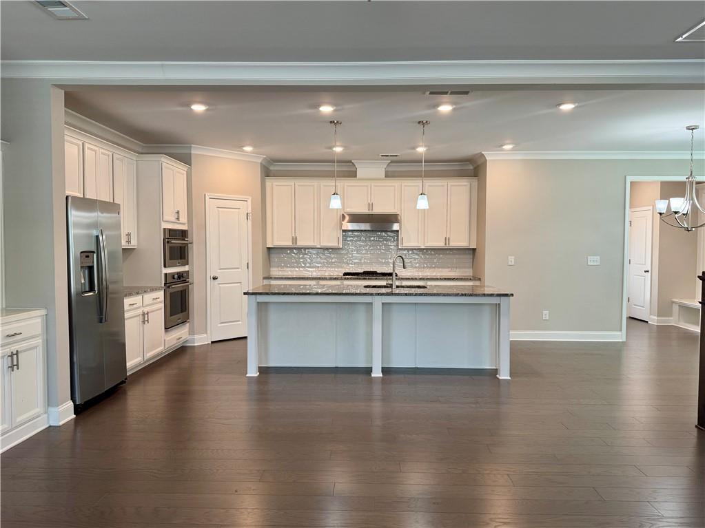 4924 Sterling Close