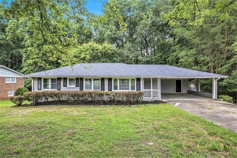 Photo of 637 CARLOUETTA Road SW, Mableton, GA 30126 (MLS # 7601549)