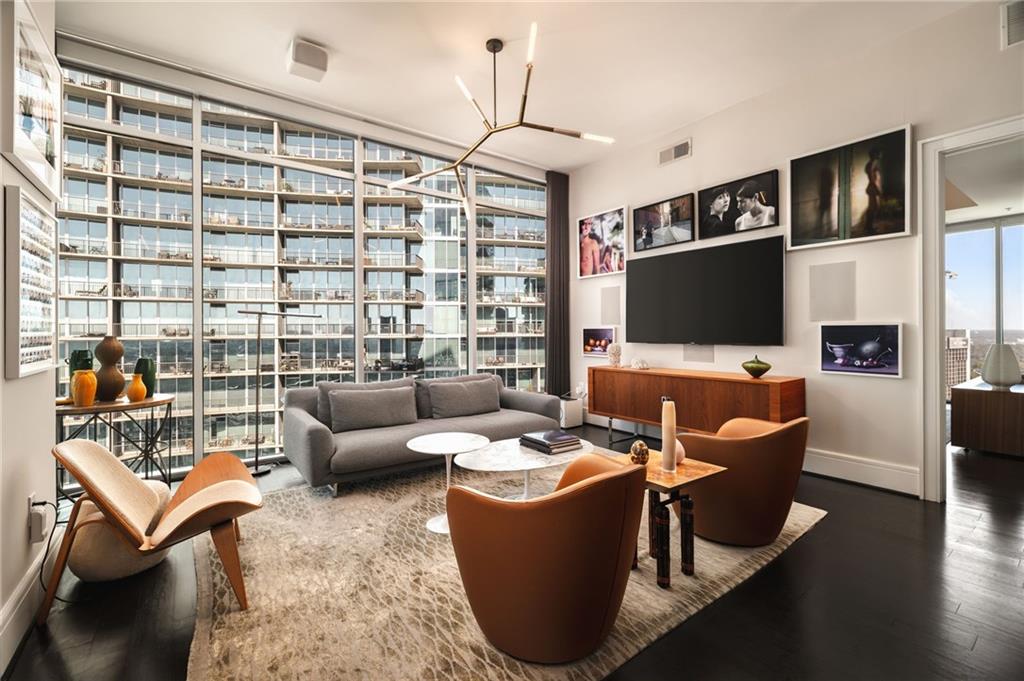 1065 Peachtree Street NE 3102