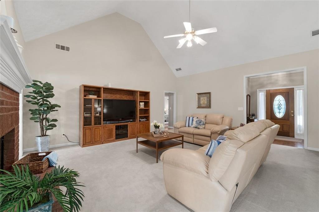 3027 Biltmore Woods Drive, Buford, Georgia image 12