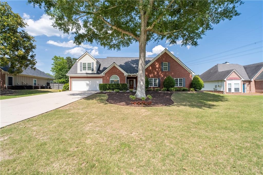 3027 Biltmore Woods Drive, Buford, Georgia image 2