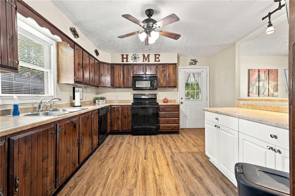 11 Pine Bower Drive NW