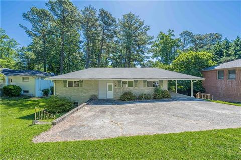 Photo of 1502 N Druid Hills Road NE, Brookhaven, GA 30319 (MLS # 7771887)