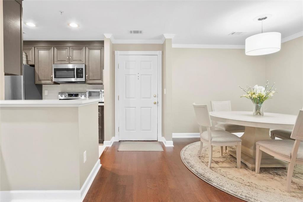 28206 Plantation Drive NE 206