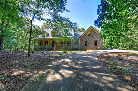 88 Bee Tree Ridge Court Jasper GA 30143