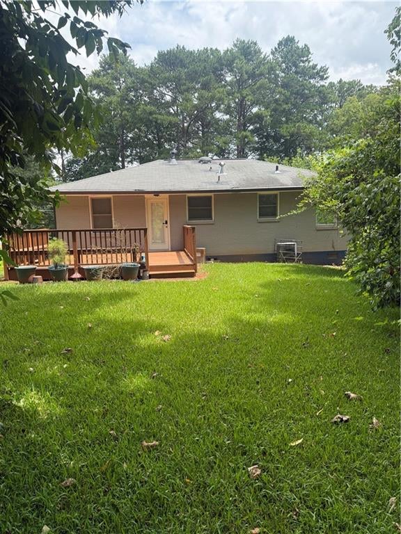 1973 W Lakeside Drive