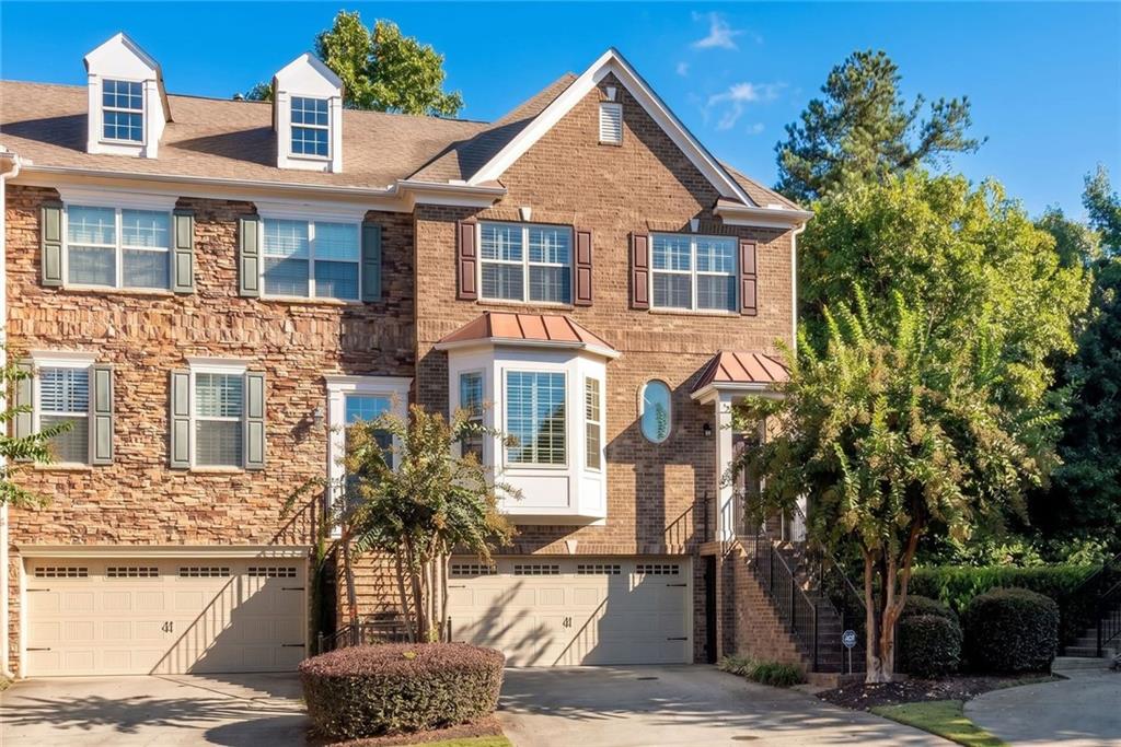 4002 Manchester Circle