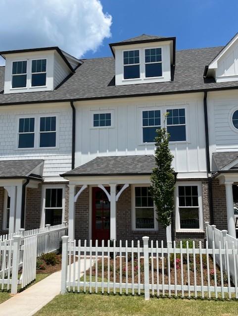 208 Village Overlook J3