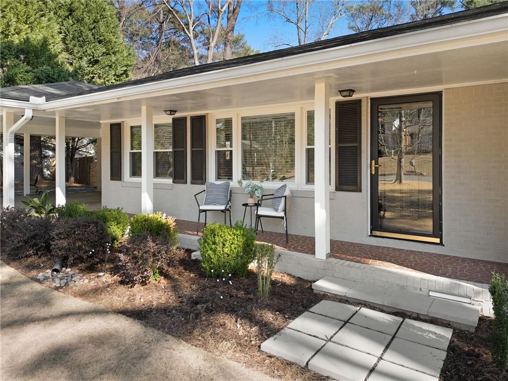 2723 Esquire Way, Tucker, Georgia image 2