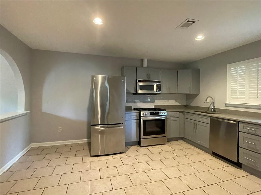 1583 Piedmont Avenue 1583