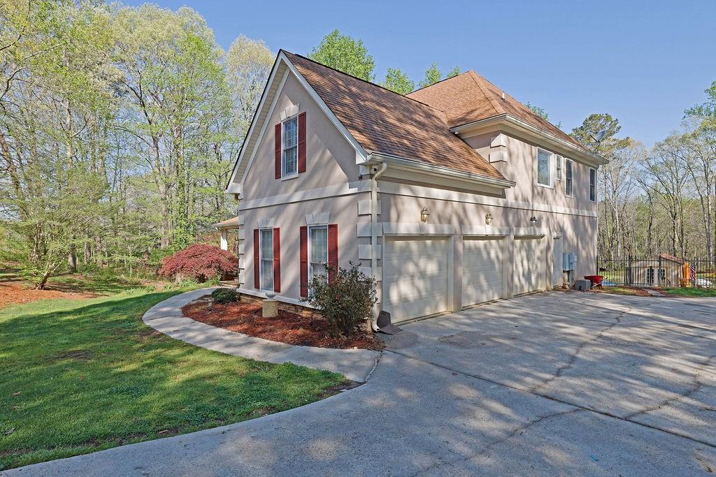 241 Rose Ridge Drive