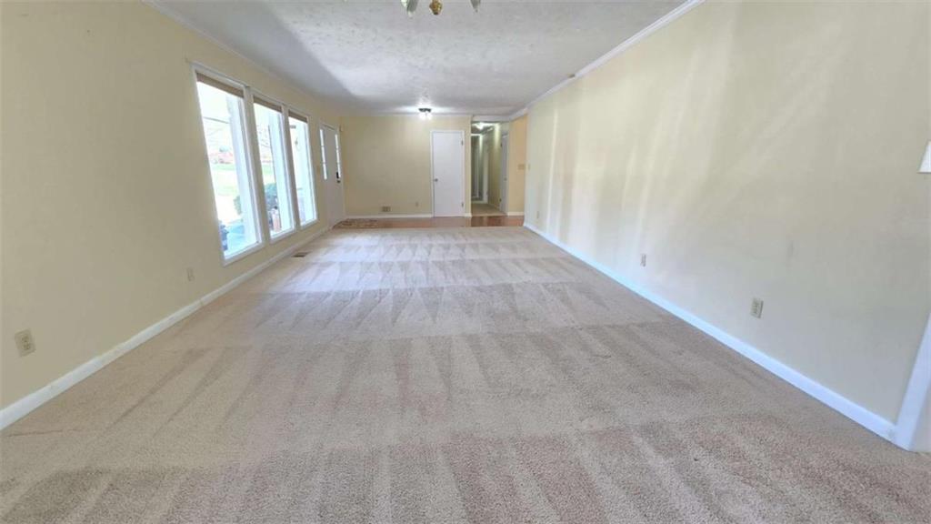 1727 Rivermist Drive, Lilburn, Georgia image 6