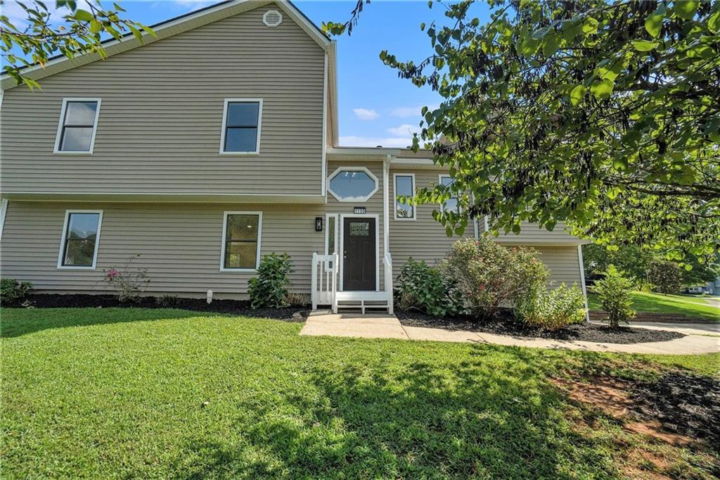 1100 Sallete Court