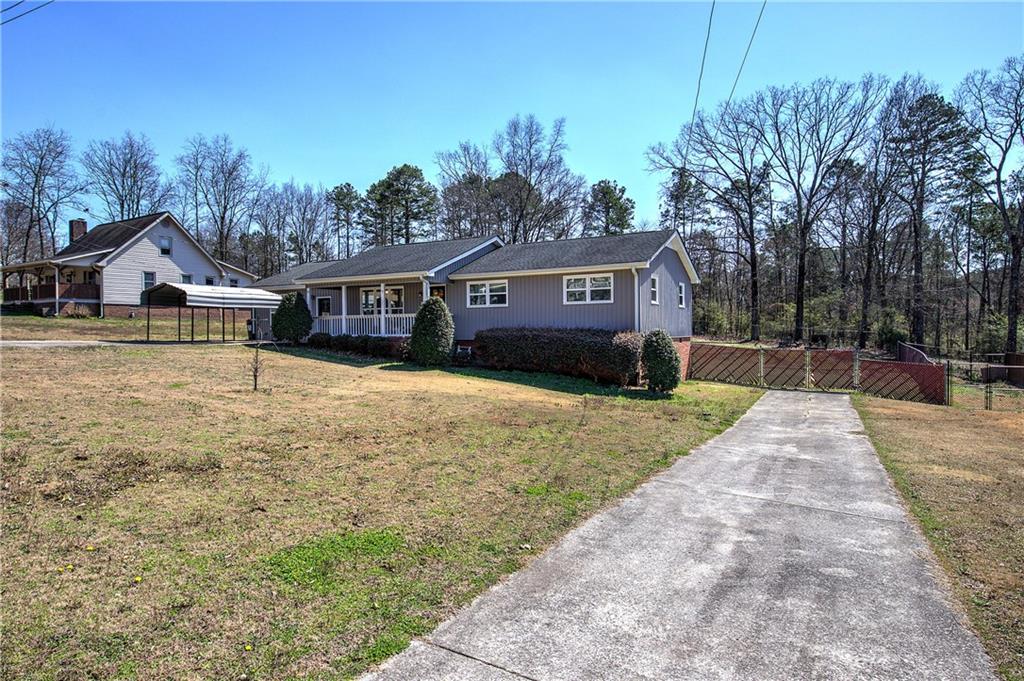 7 Timberwood Drive