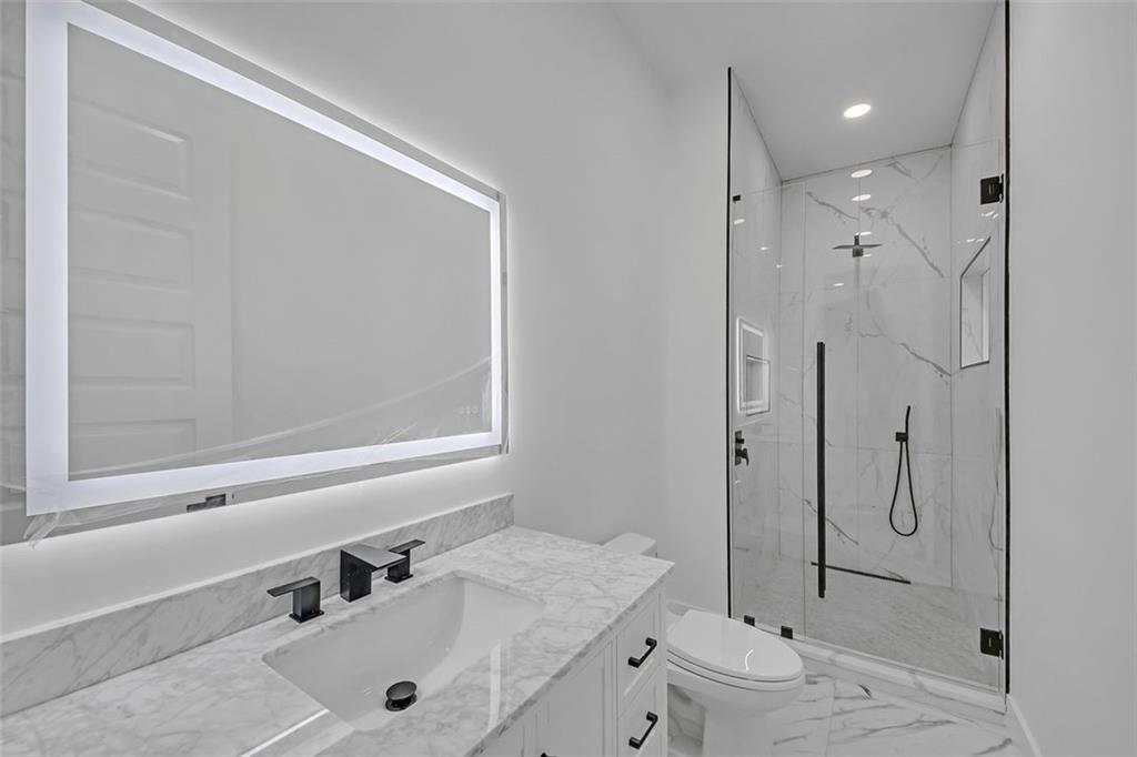 Frst Hills - Residential