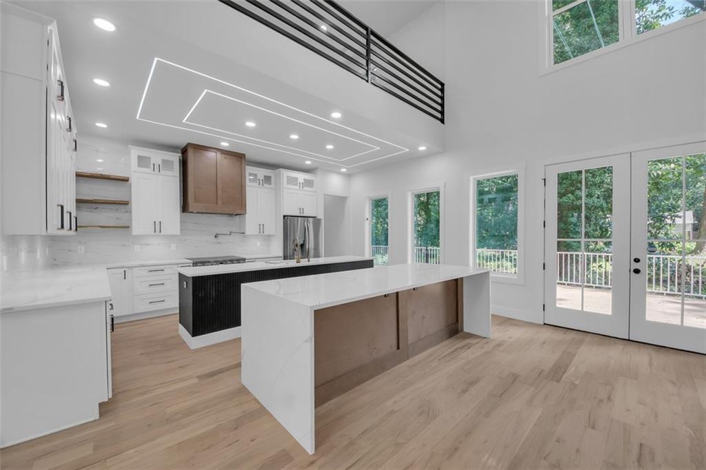 Frst Hills - Residential