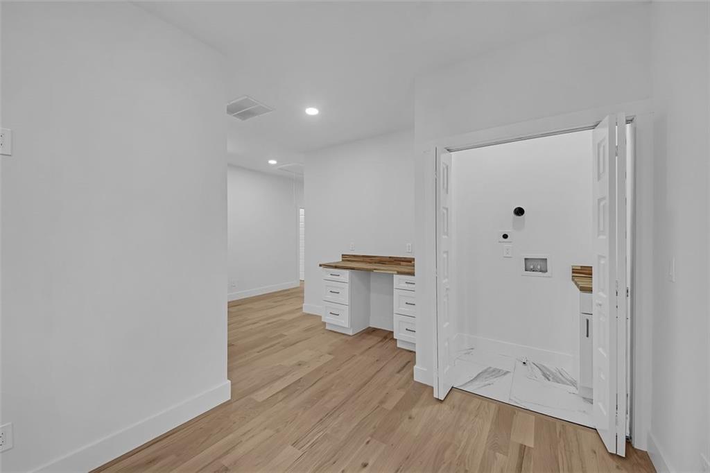 Frst Hills - Residential