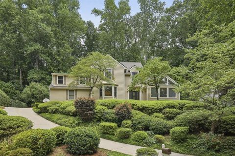 390 W Spalding Drive Sandy Springs GA 30328