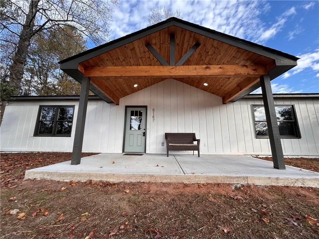 Photo of 5147 W Hwy 166 Hwy, Carrollton, GA 30117 (MLS # 7685128)