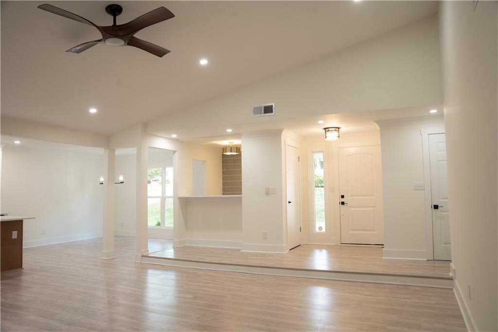 1139 Hillcrest Court
