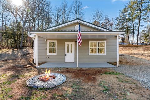 A home in Clarkesville