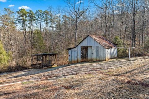 A home in Clarkesville