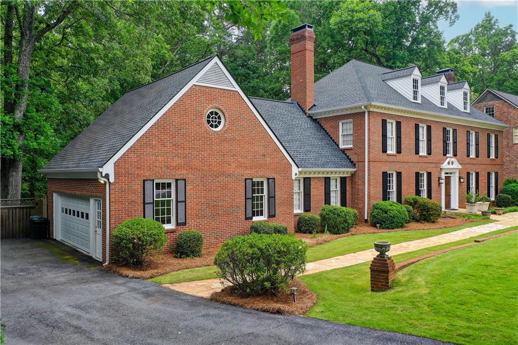 625 River Chase Point