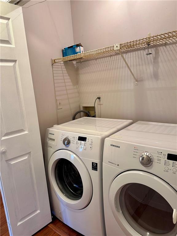 Camden Pond - Residential